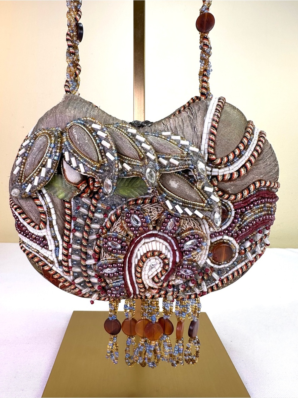 Mary Frances “In the Groove” Vintage Collectible Intricate Crossbody/shoulder